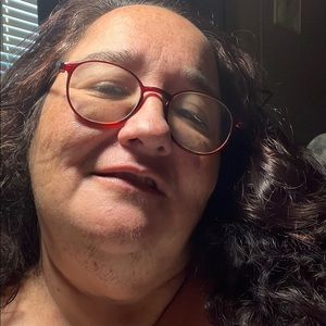 Meet your Posher, Loretta